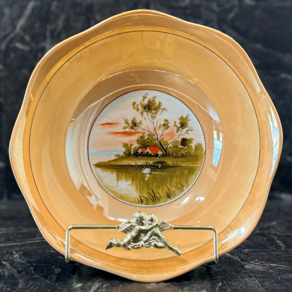 Decorative Bowl w/Stand